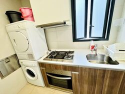 The Luxurie (D19), Condominium #598742791